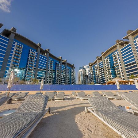 Oceana Residences, The Palm Jumeirah - Mint Stay Дубай Екстериор снимка