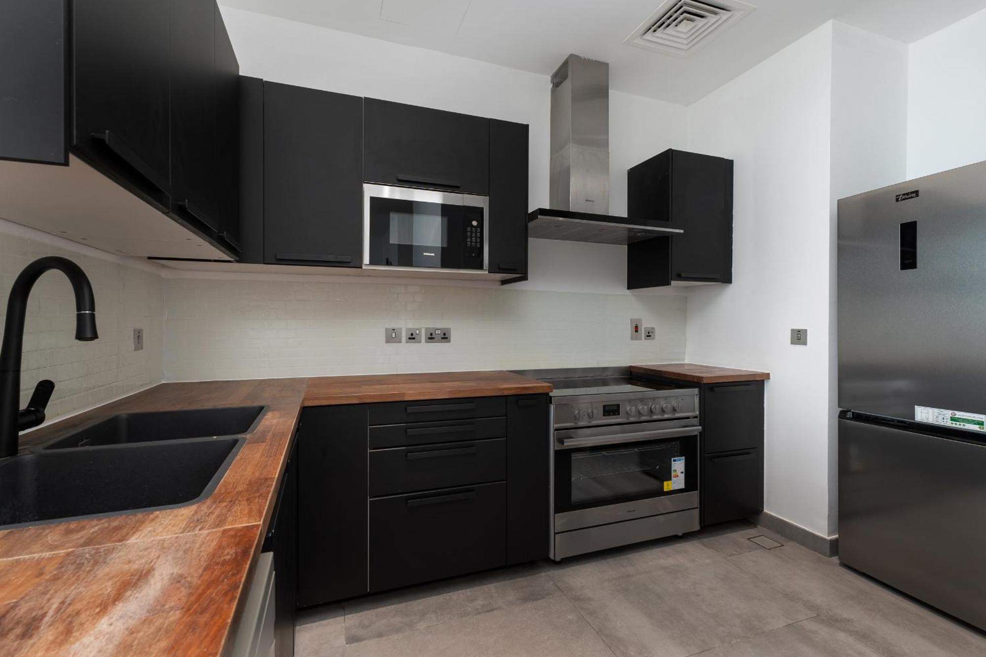 Oceana Residences, The Palm Jumeirah - Mint Stay Дубай Екстериор снимка