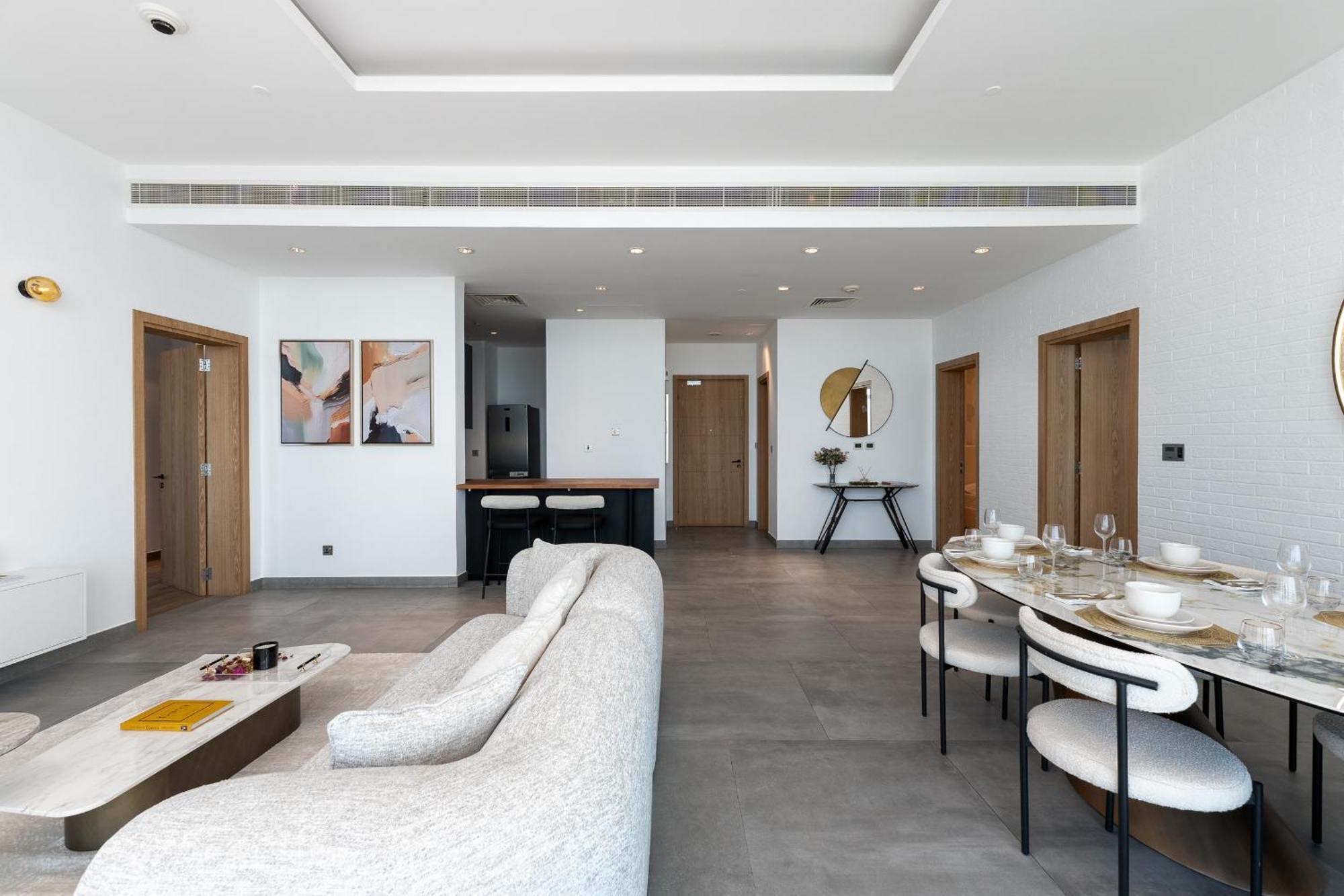 Oceana Residences, The Palm Jumeirah - Mint Stay Дубай Екстериор снимка